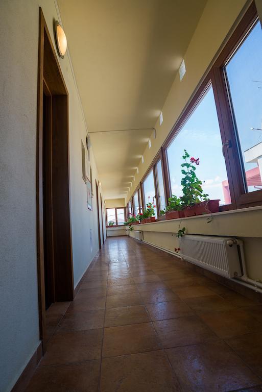 Hostel Nova Route Năvodari Extérieur photo